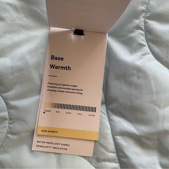 Lululemon Quilted Light Insulation Jacket in Powder Blue - Picture 6 of 11